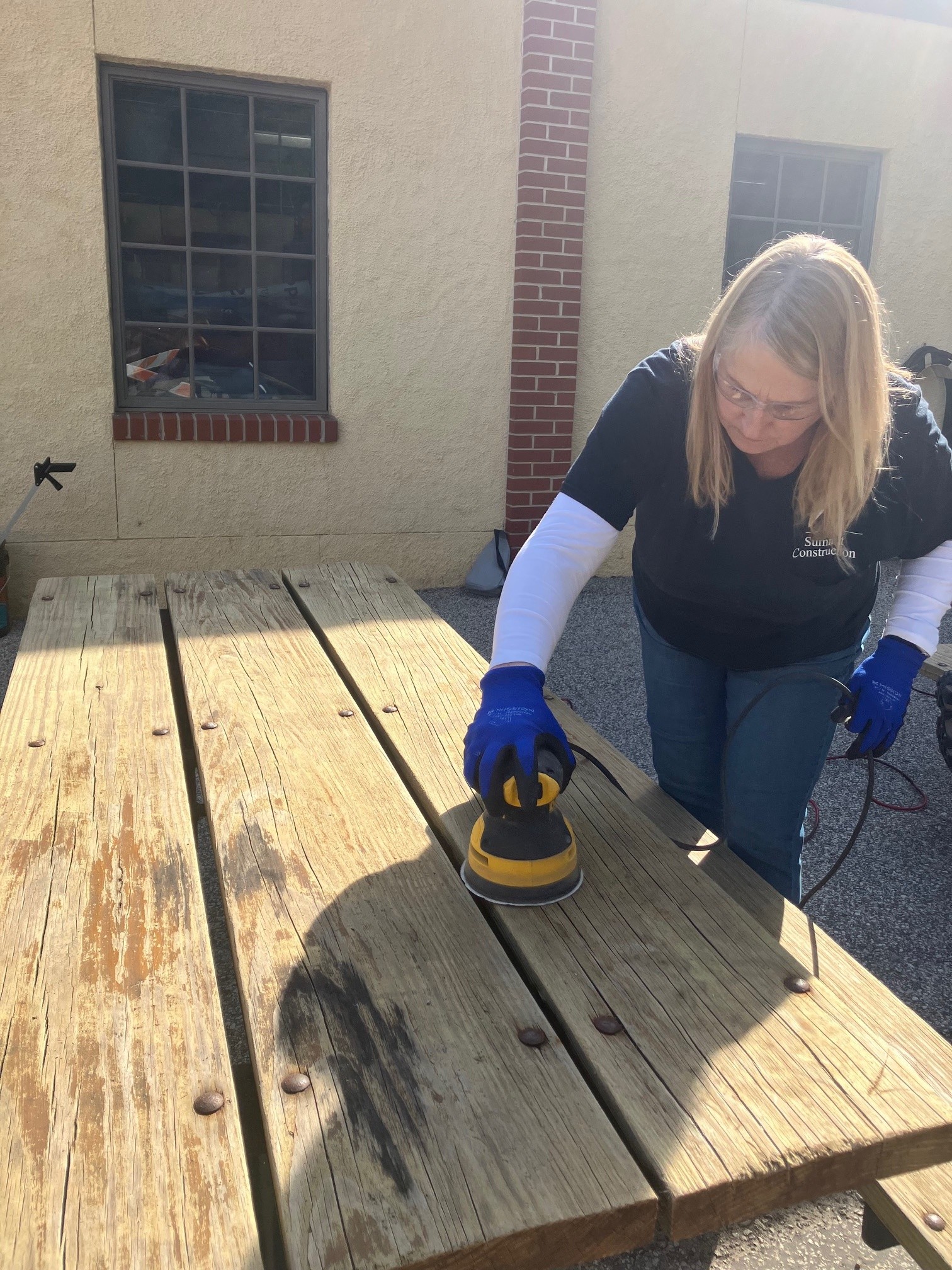 Table Sanding