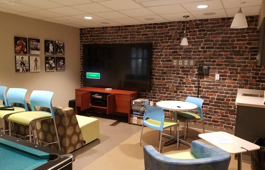 Akron Children’s Hospital Teen Room 