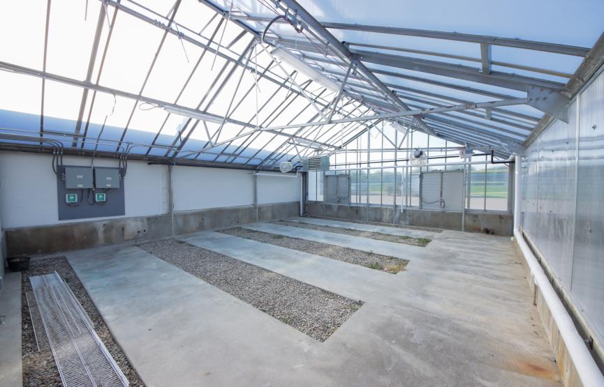 Oakwood Middle School Greenhouse 