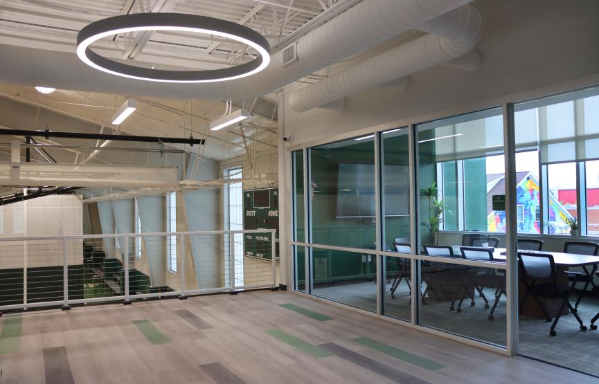 Conference Room/Balcony